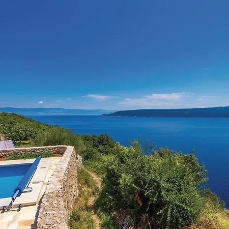 In With Wifi Dom wakacyjny Brseč